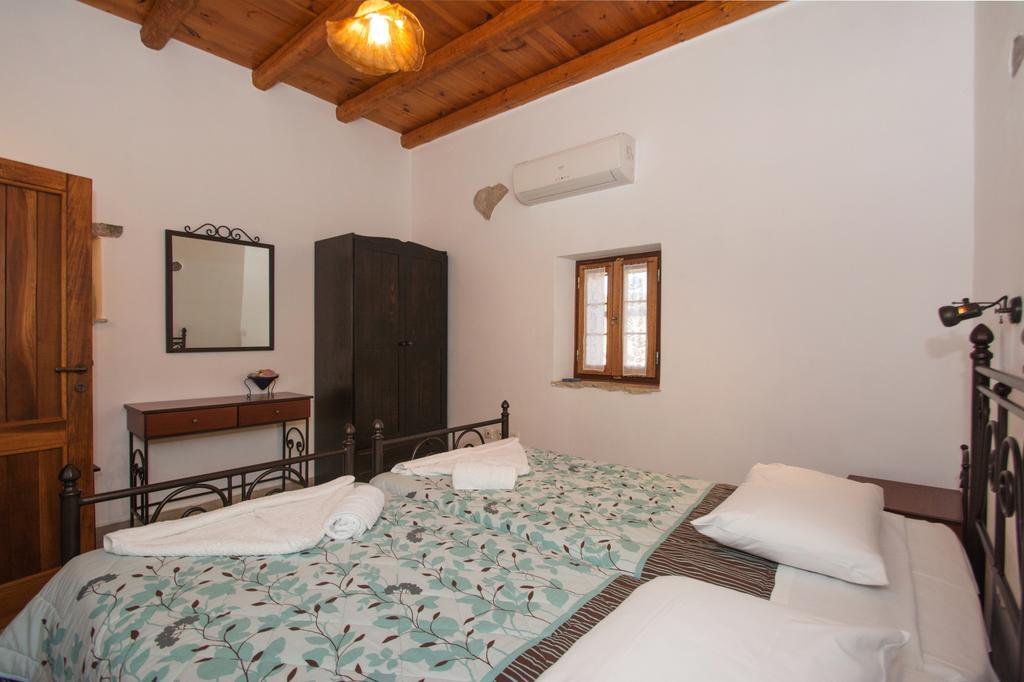 Apartamento Kapetan Manwlis Kato Khora Exterior foto